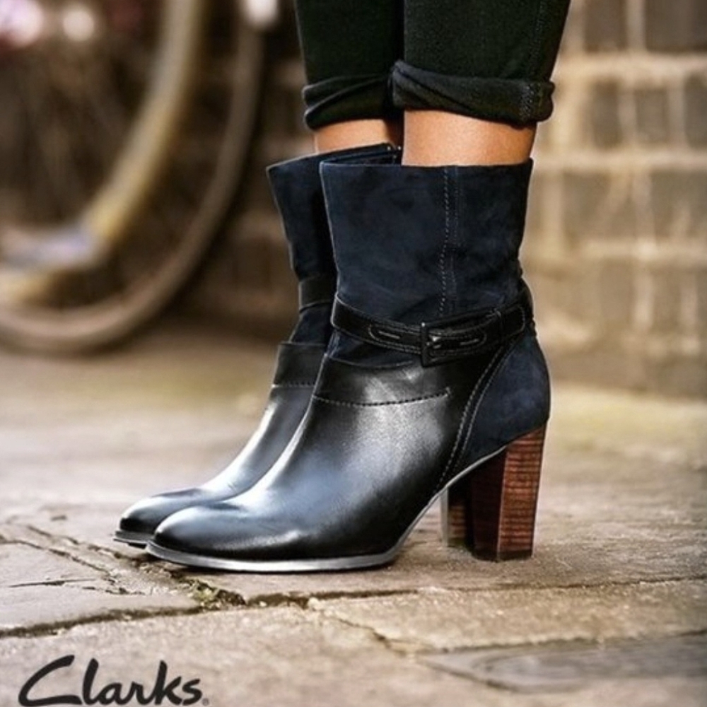 CLARKS Heeled Boots US 8.5 Navy Blue Suede Black Leather Kacia Garnet Booties